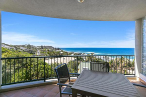 Stunning top floor Sunshine Beach Getaway! Unit 7 Vista Pacific 12 Bryan Street